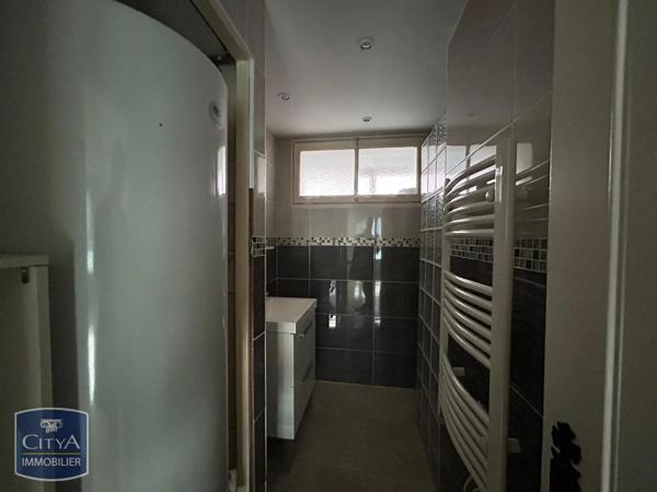 Appartement à louer 4 pièces 67.89m²