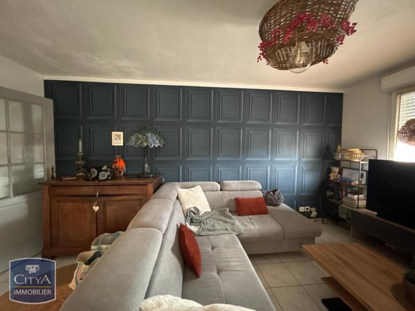 Appartement à louer 3 pièces 64m² Lèves (28300)