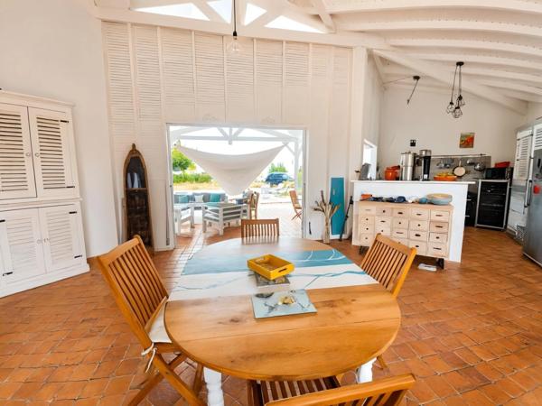Villa d'exception de plain-pied 6 pièces, avec piscine, vue montagne – Le Gosier LE GOSIER (971)