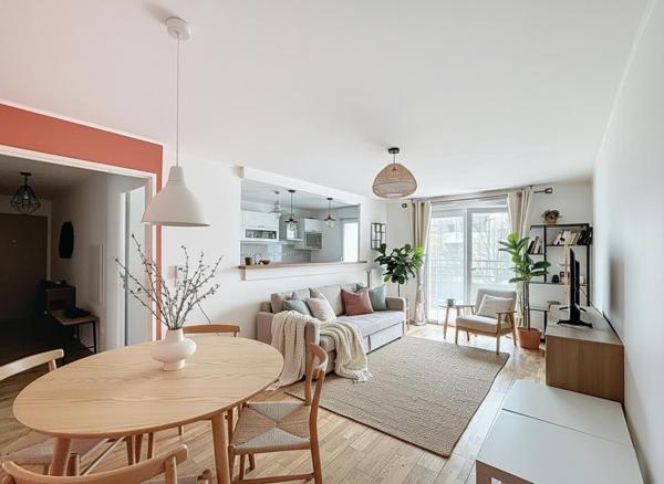 Un 3 pièces d'exception : confort, lumière et prestations soignées