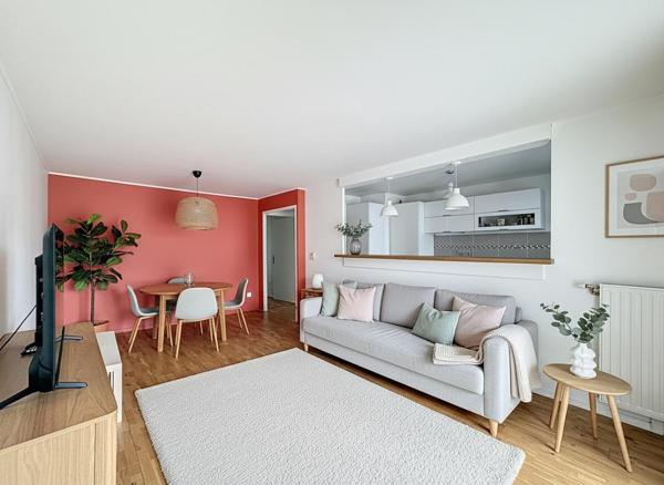 Un 3 pièces d'exception : confort, lumière et prestations soignées