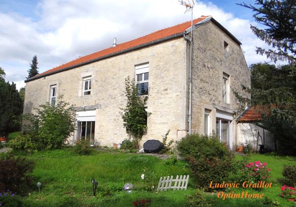 MAISON 6 PIECES DE 248 m²