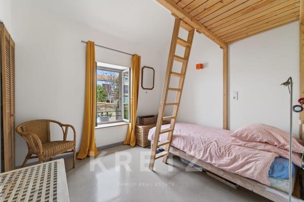 BAGES - Maison rénovée de caractère face à l'étang