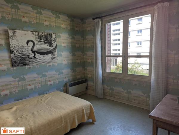 Maison + 9 garages sur terrain divisible de 2 000 m² – Fort potentiel