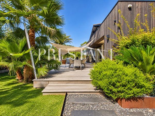 Domaine de Brindos, Anglet : Spacieuse villa avec piscine, ANGLET