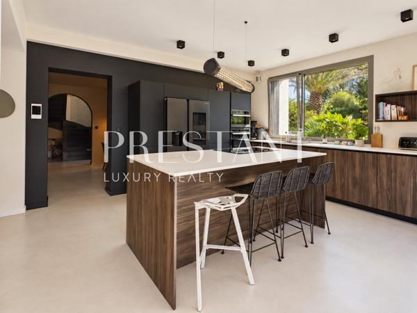 Domaine de Brindos, Anglet : Spacieuse villa avec piscine, ANGLET