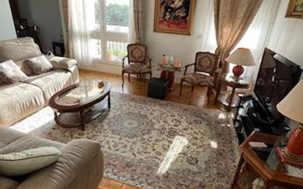 Appartement à vendre    4 pièces • 86,89 m2 Créteil