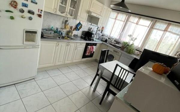 Appartement à vendre    4 pièces • 86,89 m2 Créteil