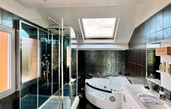 Magnifique Maison 6 Pièces avec terrasse et garage à Saint-Pantaléon-de-Larche