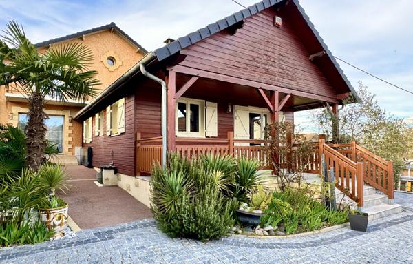 Magnifique Maison 6 Pièces avec terrasse et garage à Saint-Pantaléon-de-Larche
