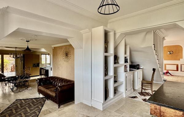 Magnifique Maison 6 Pièces avec terrasse et garage à Saint-Pantaléon-de-Larche