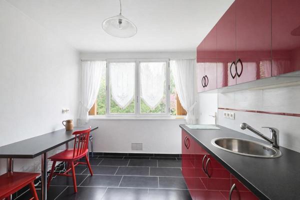 Appartement Fontenay Le Fleury 3 pièce(s) 55 m2