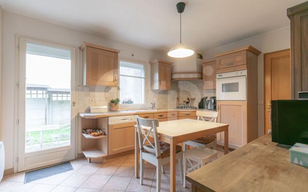 Maison à vendre    6 pièces •  Noiseau