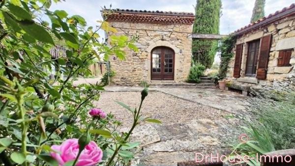Maison à vendre 11 pièces de 330 m²
