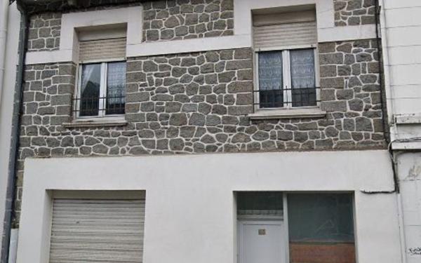 Immeuble à vendre    6 pièces • 104 m2 Saint-Brieuc