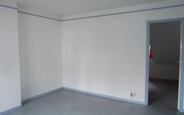 Immeuble à vendre    6 pièces • 104 m2 Saint-Brieuc