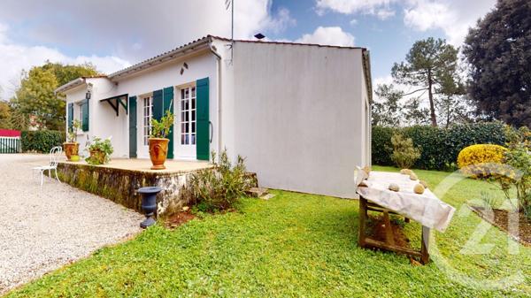 Maison à vendre  4 pièces - 77 m2 ST VINCENT SUR JARD - 85