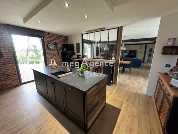 Maison à Mortagne-au-Perche, 61400 - 10 pièces 360m²