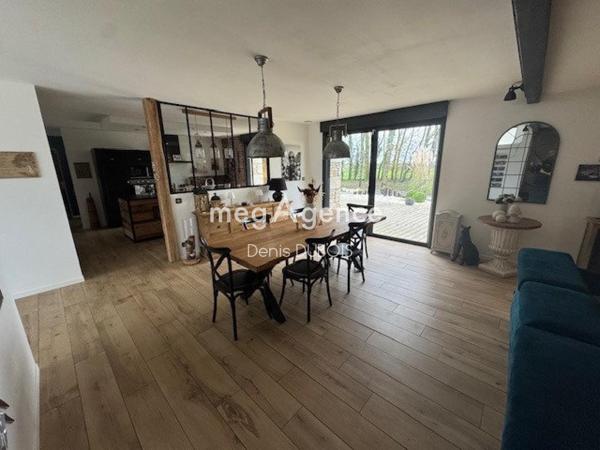 Maison à Mortagne-au-Perche, 61400 - 10 pièces 360m²