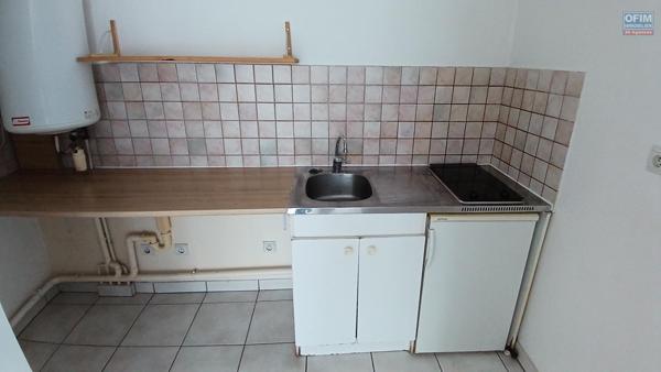 A vendre t2 à Saint-Denis dans une résidence de standing avec piscine et gardien