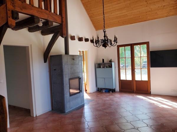 Maison dans un village entre l'aigle et Verneuil sur Avre 168 000 €