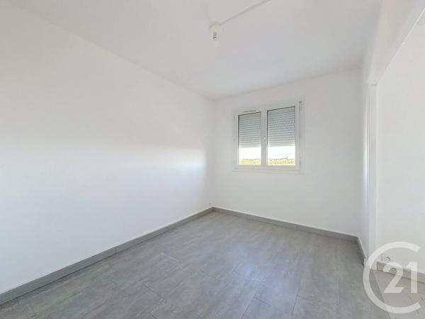Appartement F3 à vendre  3 pièces - 60,69 m 2   LA CHAPELLE ST LUC  - 10