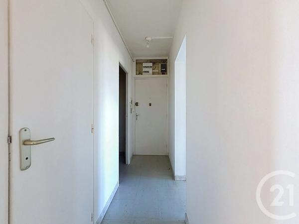 Appartement F3 à vendre  3 pièces - 60,69 m 2   LA CHAPELLE ST LUC  - 10