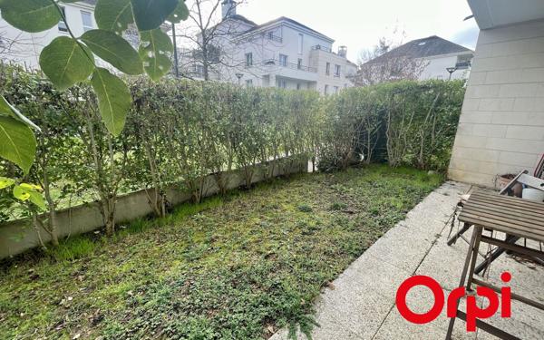 Appartement à vendre    3 pièces • 70 m2 Montigny-le-Bretonneux