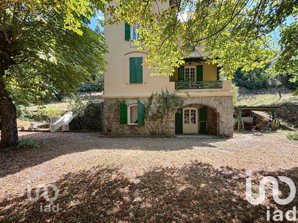 Maison à vendre 7 pièces 260 m² Saint-Martin-Vésubie