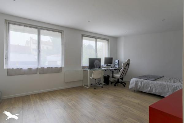 Maison à vendre |  Épône |  6 pièces | 150 m²