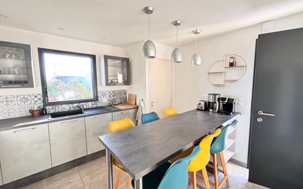 Maison à vendre    5 pièces • 153 m2 Guérande