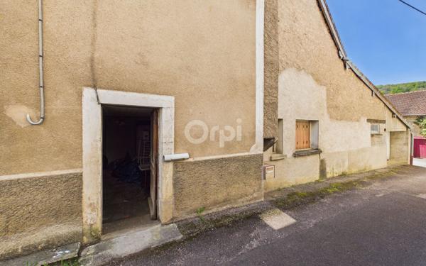 Maison à vendre    3 pièces •  Échenoz-la-Méline