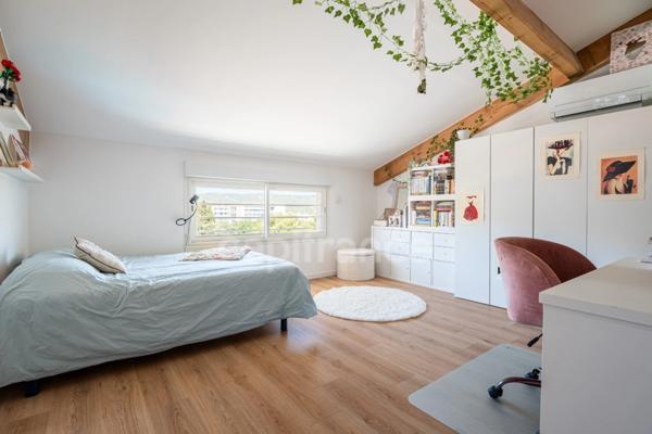 Appartement DUPLEX à vendre 5 pièces LA CIOTAT (13) Jardin 745 m² - Piscine - Parking - Cave