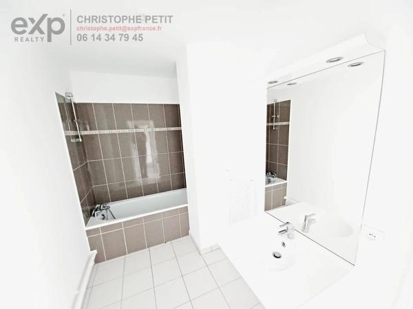 Appartement moderne de 2 chambres à Bessancourt + Terrasse de 6m2