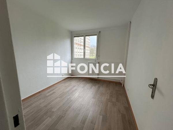 À vendre Appartement 5 pièces 96 m² - Saint-étienne 42000