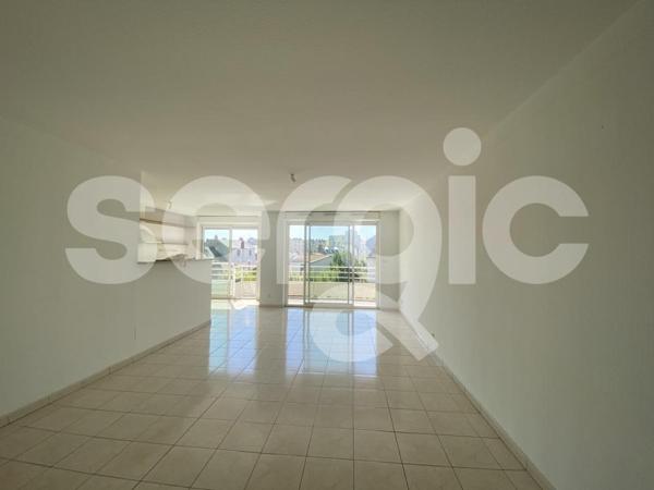 Location 4 Pieces 92 44400 Reze 82 0308 02 0023
