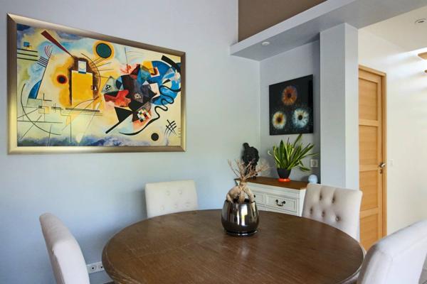 Maison d'architecte de 143 m² à proximité immédiate des bords de Marne