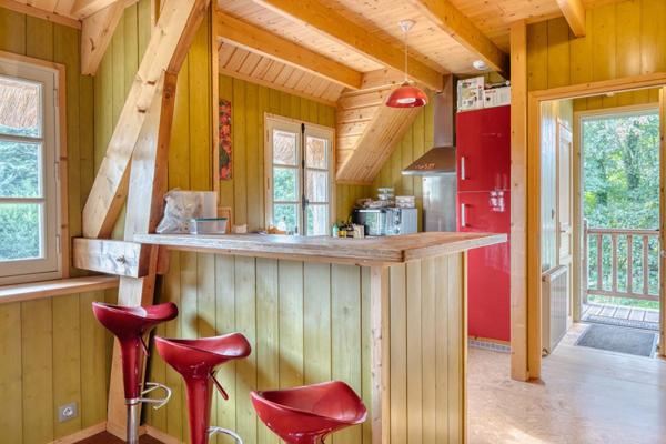 Propriété 1,40 ha (prairie 1,20ha) 2 bâtisses, 3 logements pour 293m2 habitables