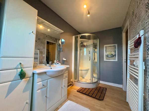 Maison à vendre 8 pièces de 183 m²