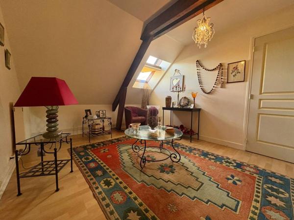 Maison à vendre 8 pièces de 183 m²