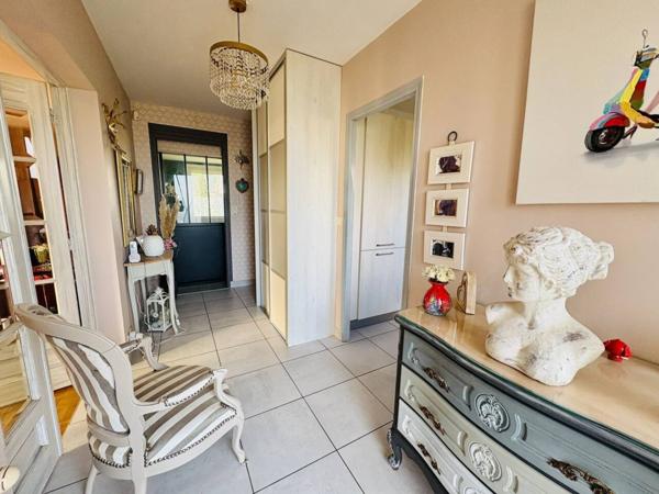 Maison à vendre 8 pièces de 183 m²