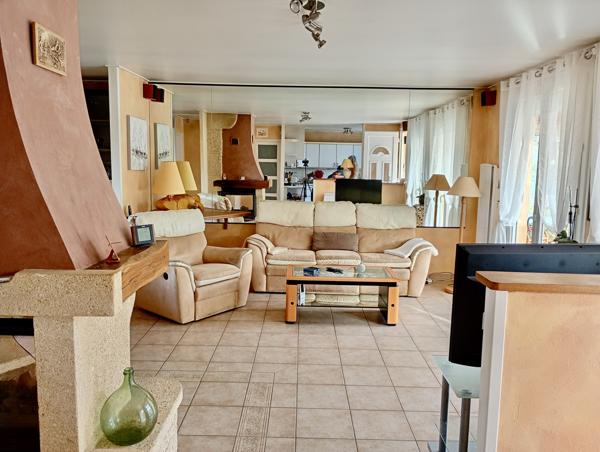 Maison 4 pièces - 83 m² Exclusivité efficity