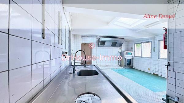 Maison à vendre 10 pièces de 281 m²