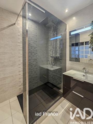 Location appartement 2 pièces 46 m² Voisins-le-Bretonneux