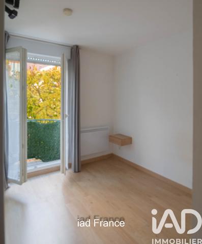 Location appartement 2 pièces 46 m² Voisins-le-Bretonneux