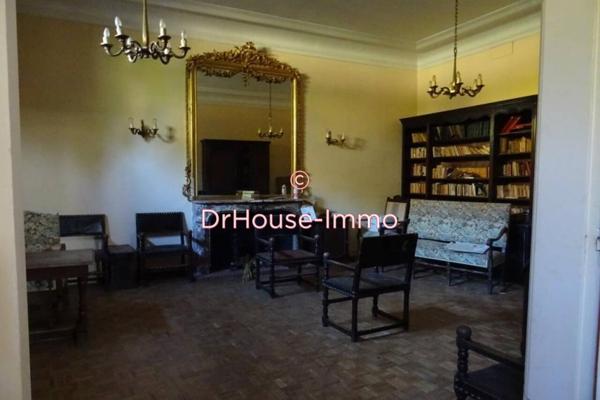 Château à vendre 45 pièces de 883 m²
