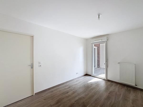 Lyon (69008) T2 de 45 m² très bien agencé, situé dans un immeuble entretenu récent de 2020.Box fermé en sous-sol. Au calme