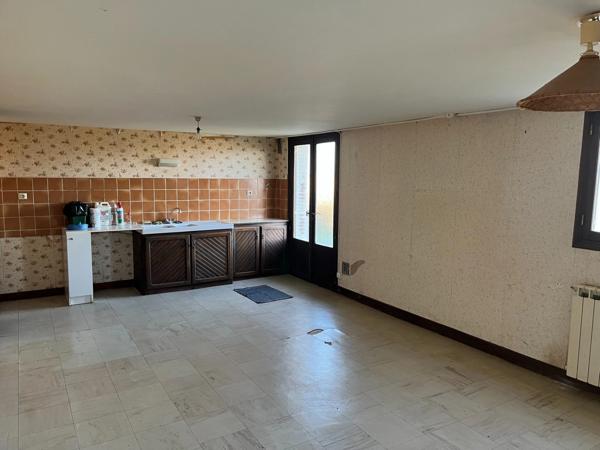 Maison 5 chambres et un studio indépendant aux portes de SAINT AULAYE PUYMANGOU (24)