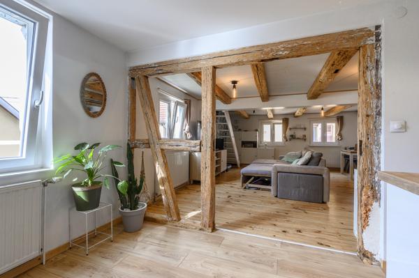 MAISON AU CHARME AUTHENTIQUE 199 000 €