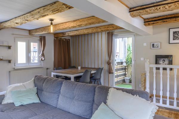 MAISON AU CHARME AUTHENTIQUE 199 000 €